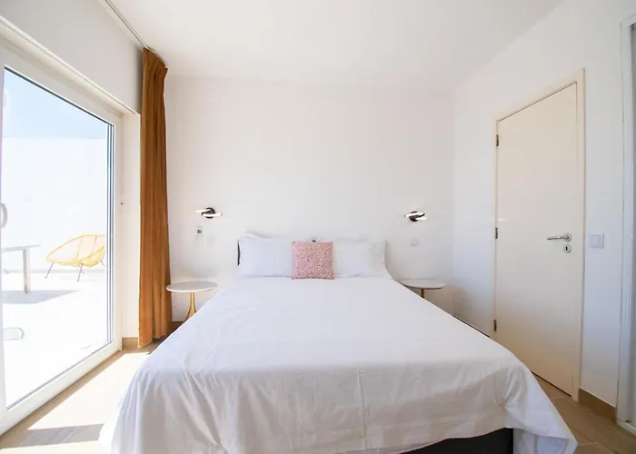 Casa Cubo - Amazing 6 Bedroom *