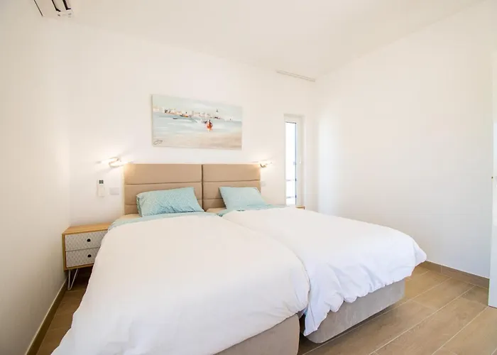 Villa Casa Cubo - Amazing 6 Bedroom *