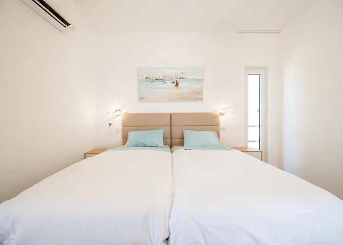 Casa Cubo - Amazing 6 Bedroom Villa