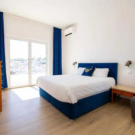 Vila Casa Cubo - Amazing 6 Bedroom