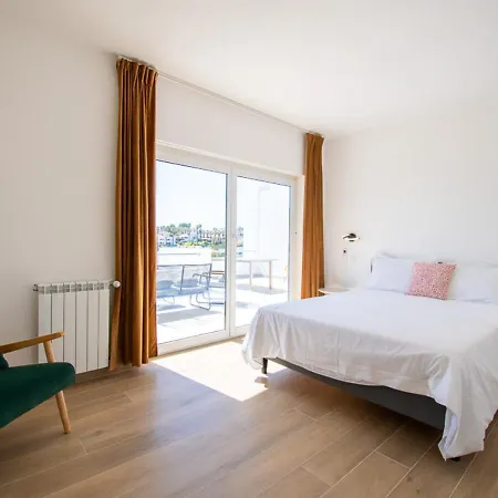 Vila Casa Cubo - Amazing 6 Bedroom *