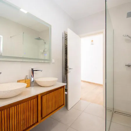 Casa Cubo - Amazing 6 Bedroom Vila *