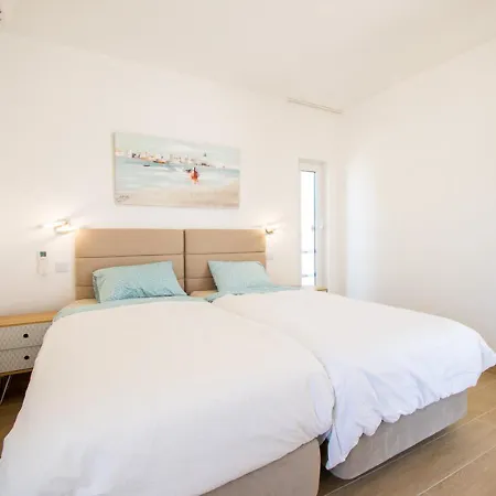 Vila Casa Cubo - Amazing 6 Bedroom *