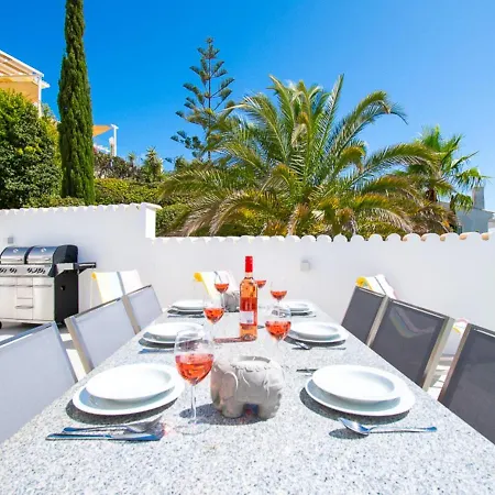 Casa Cubo - Amazing 6 Bedroom *