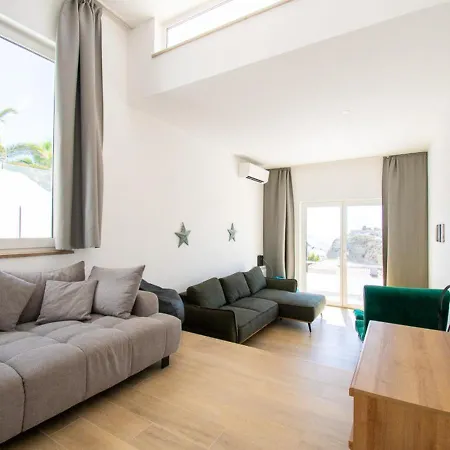 Vila Casa Cubo - Amazing 6 Bedroom Carvoeiro (Lagoa)